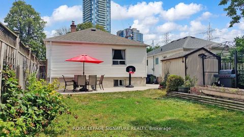 Photo 26 at 48 Acorn Avenue, City Centre West, Toronto