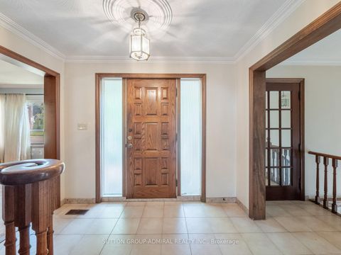 Photo 3 at 150 Maybourne Avenue, Birchmount, Toronto