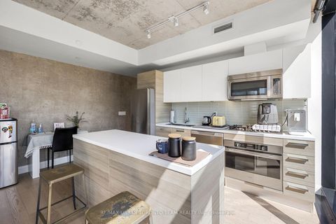 Photo 2 at 2804 - 224 King Street W, Waterfront Communities C1, Toronto
