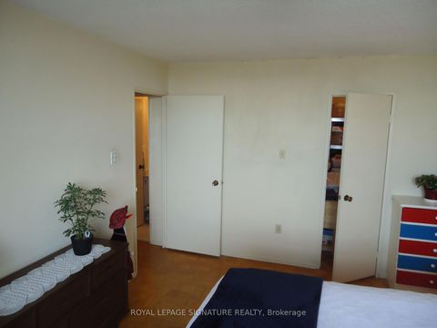 Photo 13 at 1401 - 301 Prudential Drive, Dorset Park, Toronto