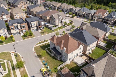 Photo 7 at 33 Conger Street, Maple, Vaughan