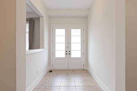 Photo 11 at 33 Conger Street, Maple, Vaughan