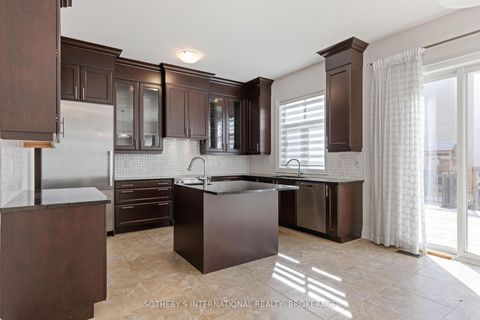 Photo 22 at 33 Conger Street, Maple, Vaughan