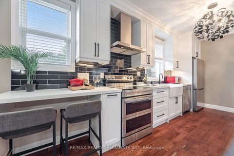 Photo 8 at 7 Twenty Ninth Street, Long Branch, Toronto