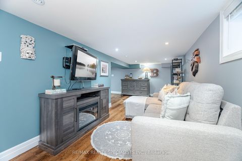 Photo 20 at 7 Twenty Ninth Street, Long Branch, Toronto