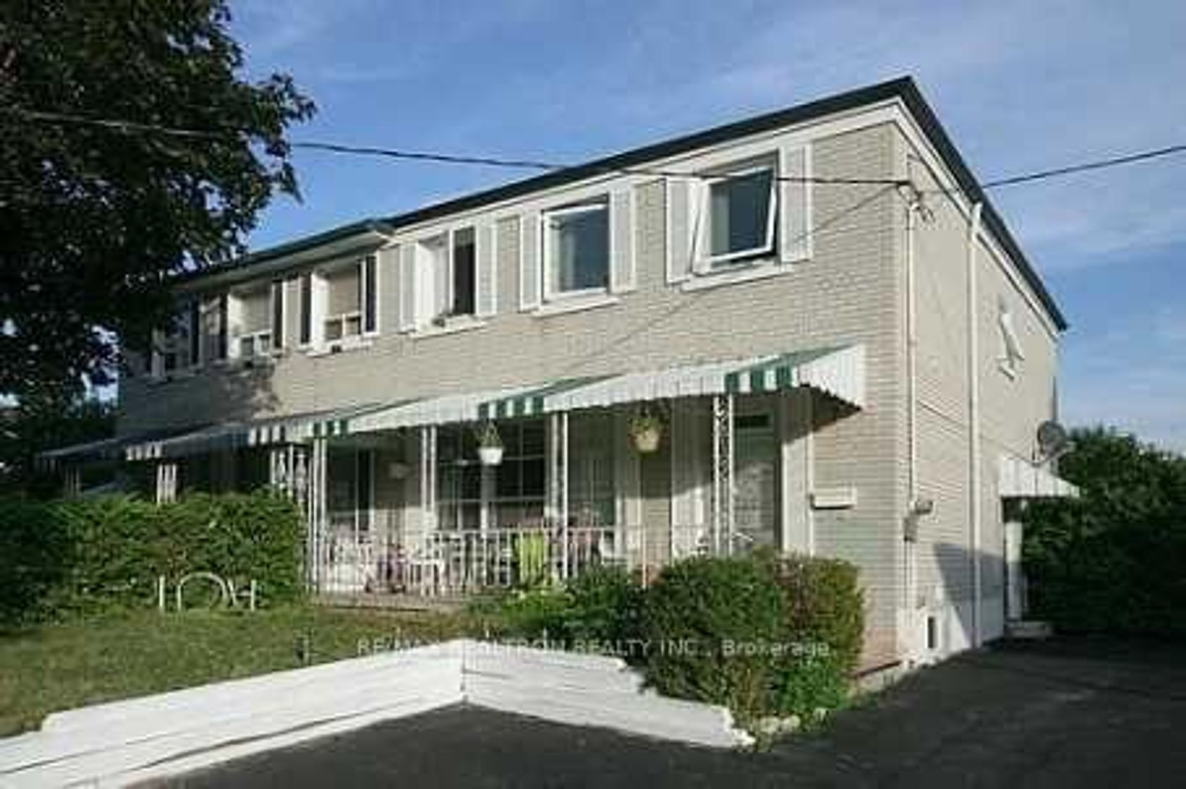 7 Yellowstone Street, Jane Heights, Toronto 