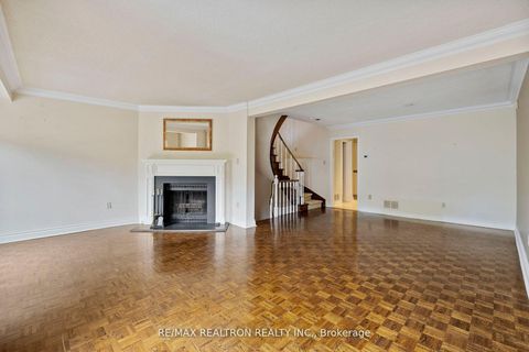 Photo 2 at 1364 Avenue Road, Lawrence Park South, Toronto