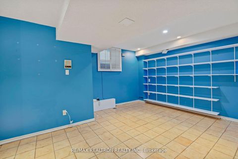 Photo 10 at 1364 Avenue Road, Lawrence Park South, Toronto
