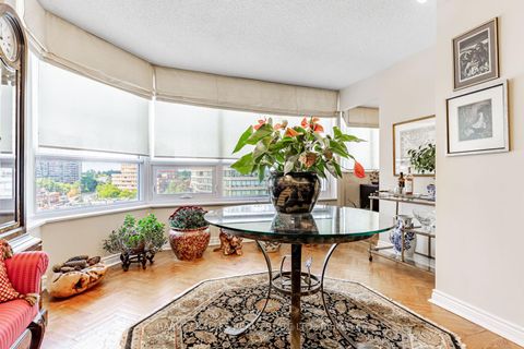 Photo 13 at 906 - 65 Spring Garden Avenue, Willowdale East, Toronto
