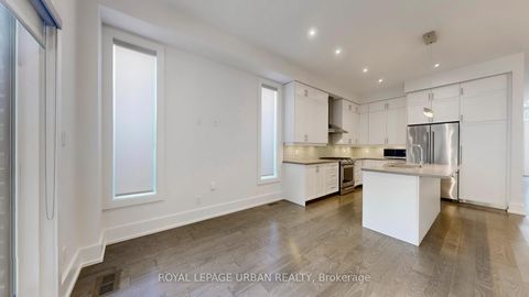 Photo 11 at 8 Gertrude Place, Danforth, Toronto