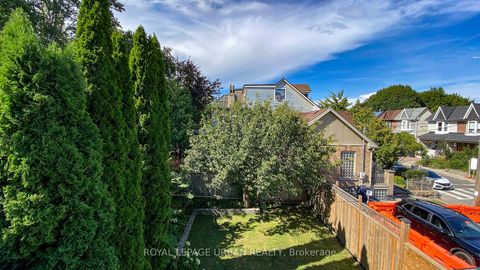 Photo 19 at 8 Gertrude Place, Danforth, Toronto