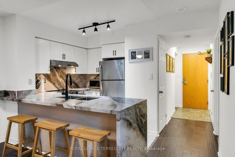Photo 10 at 501 - 253 Merton Street, Mount Pleasant West, Toronto