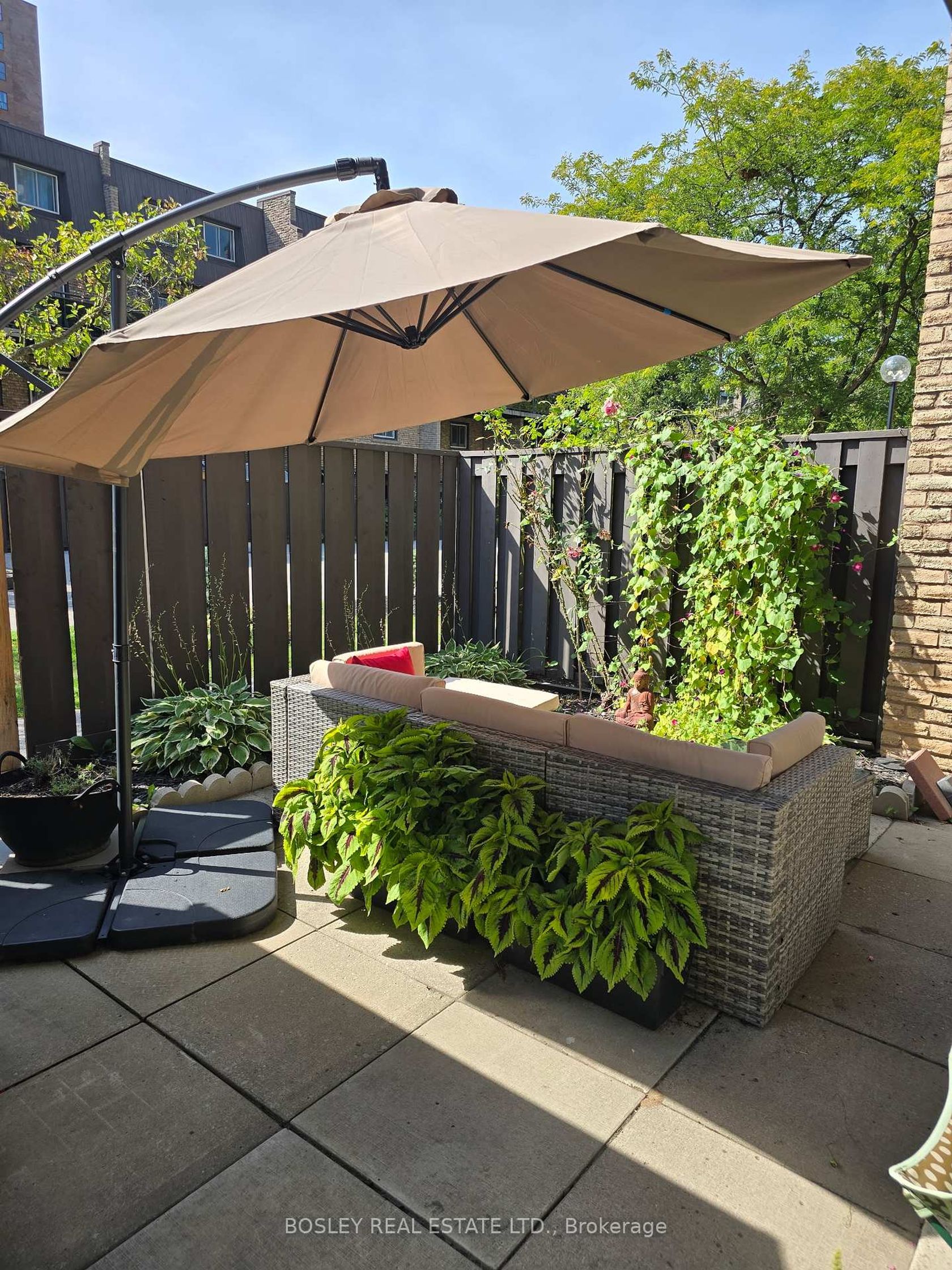 51 - 130 Ling Road, West Hill, Toronto 