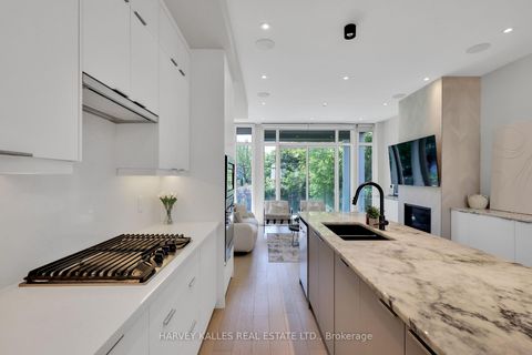 Photo 10 at 167 Sammon Avenue, East York, Toronto