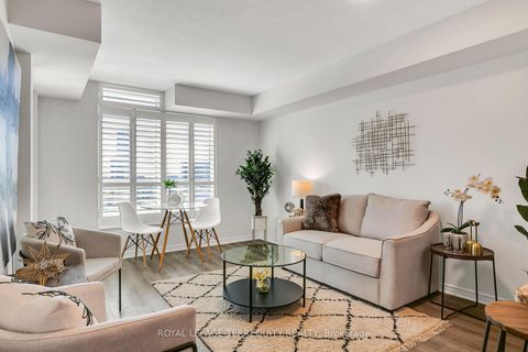 Photo 7 at 515 - 120 Dallimore Circle, Don Mills, Toronto