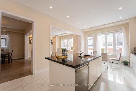 Photo 10 at 3328 Post Road, GO Glenorchy, Oakville