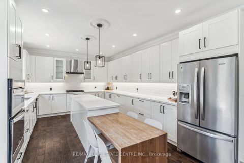 Photo 11 at 2032 Rebecca Street, BR Bronte, Oakville