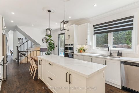 Photo 13 at 2032 Rebecca Street, BR Bronte, Oakville