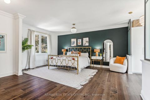 Photo 18 at 2032 Rebecca Street, BR Bronte, Oakville