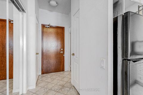 Photo 11 at 401 - 555 Yonge Street, Yonge Corridor, Toronto