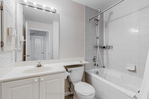 Photo 16 at 401 - 555 Yonge Street, Yonge Corridor, Toronto
