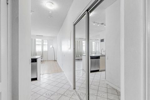 Photo 19 at 401 - 555 Yonge Street, Yonge Corridor, Toronto