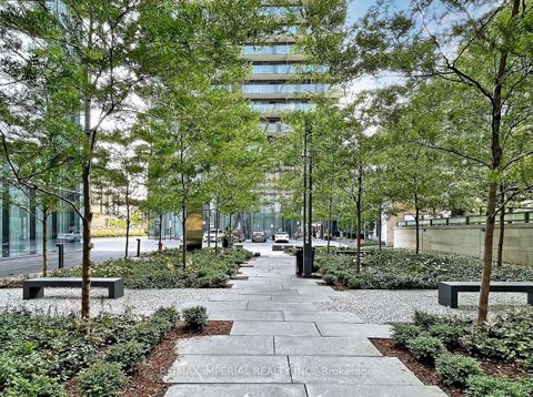 Photo 36 at 1910 - 1080 Bay Street, Bay Street Corridor, Toronto