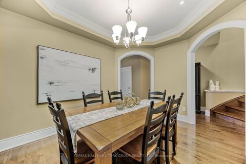 Photo 3 at 8 - 484 Worthington Avenue, Oak Ridges Lake Wilcox, Richmond Hill