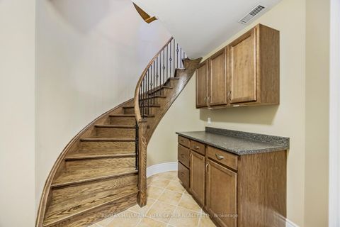 Photo 14 at 8 - 484 Worthington Avenue, Oak Ridges Lake Wilcox, Richmond Hill