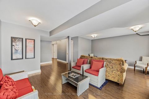 Photo 17 at 8 - 484 Worthington Avenue, Oak Ridges Lake Wilcox, Richmond Hill