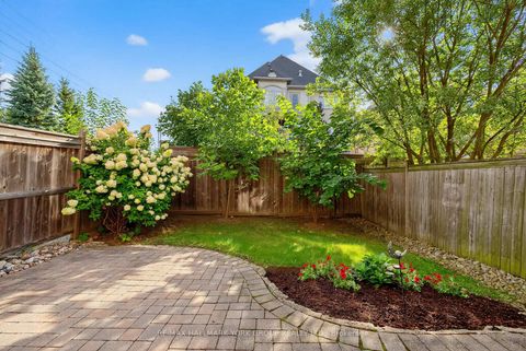 Photo 19 at 8 - 484 Worthington Avenue, Oak Ridges Lake Wilcox, Richmond Hill