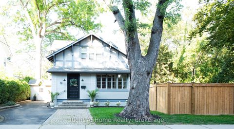 Photo 2 at 139 Allan Street, OO Old Oakville, Oakville