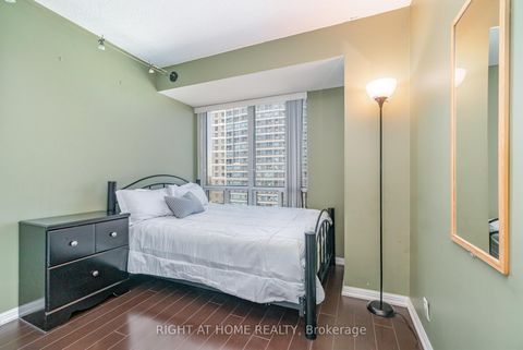 Photo 7 at 1912 - 1 Lee Centre Drive, Woburn, Toronto