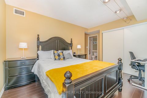 Photo 8 at 1912 - 1 Lee Centre Drive, Woburn, Toronto