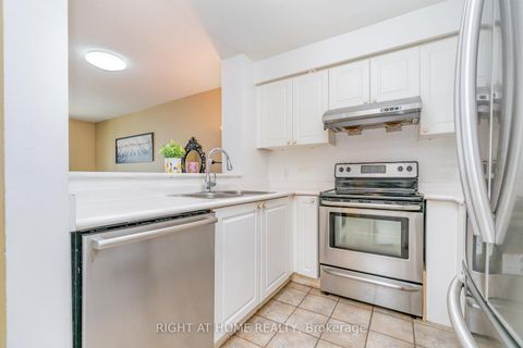 Photo 14 at 1912 - 1 Lee Centre Drive, Woburn, Toronto