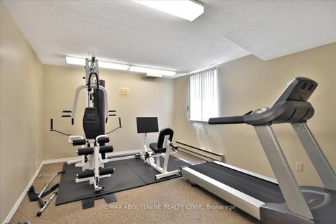 Photo 35 at 1111 - 1492 Pilgrims Way, GA Glen Abbey, Oakville
