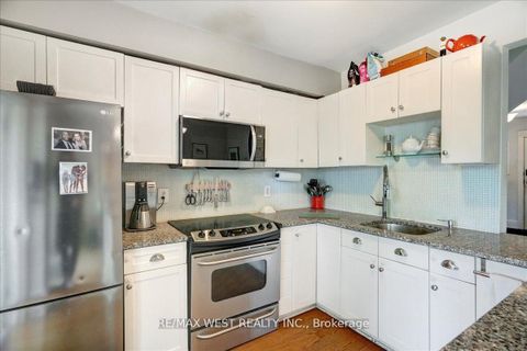 Photo 6 at 30 Glendale Avenue, Swansea, Toronto