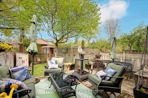 Photo 13 at 30 Glendale Avenue, Swansea, Toronto