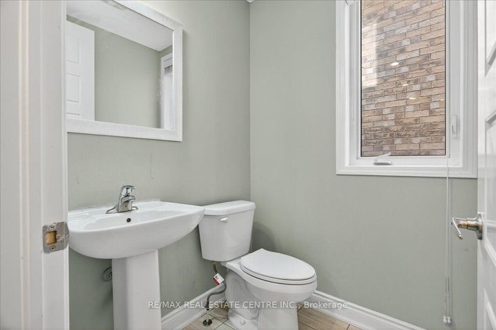 Photo 6 at 249 Hinton Terrace, FO Ford, Milton