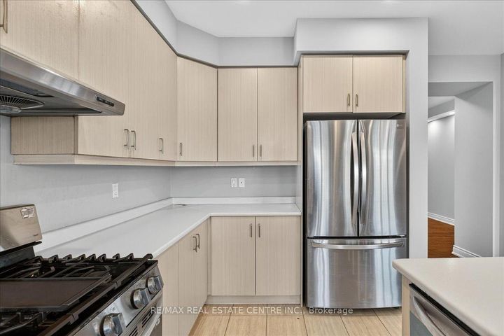 Photo 18 at 249 Hinton Terrace, FO Ford, Milton