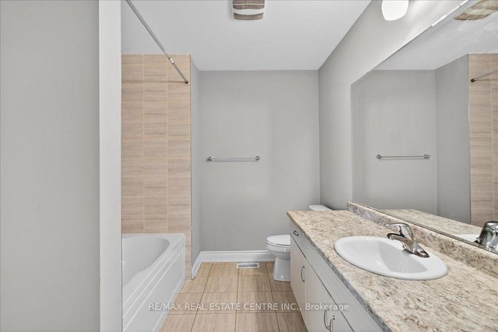 Photo 31 at 249 Hinton Terrace, FO Ford, Milton