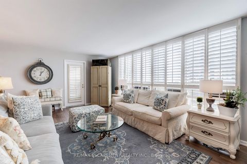 Photo 6 at 903 - 2175 Marine Drive, BR Bronte, Oakville