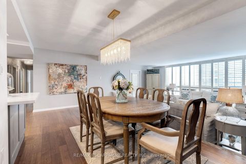 Photo 8 at 903 - 2175 Marine Drive, BR Bronte, Oakville