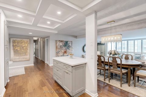 Photo 10 at 903 - 2175 Marine Drive, BR Bronte, Oakville