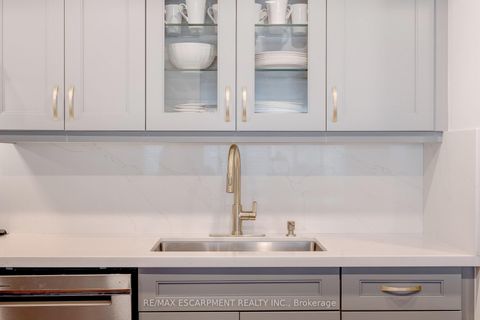 Photo 12 at 903 - 2175 Marine Drive, BR Bronte, Oakville