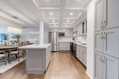 Photo 14 at 903 - 2175 Marine Drive, BR Bronte, Oakville