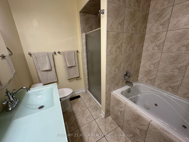 Photo 25 at 18 Reiber Crescent, Steeles, Toronto