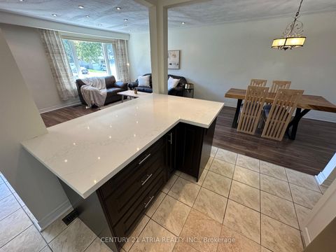 Photo 14 at 18 Reiber Crescent, Steeles, Toronto