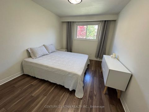 Photo 21 at 18 Reiber Crescent, Steeles, Toronto