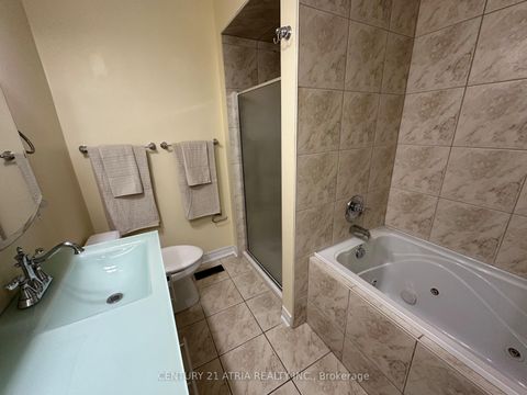 Photo 25 at 18 Reiber Crescent, Steeles, Toronto